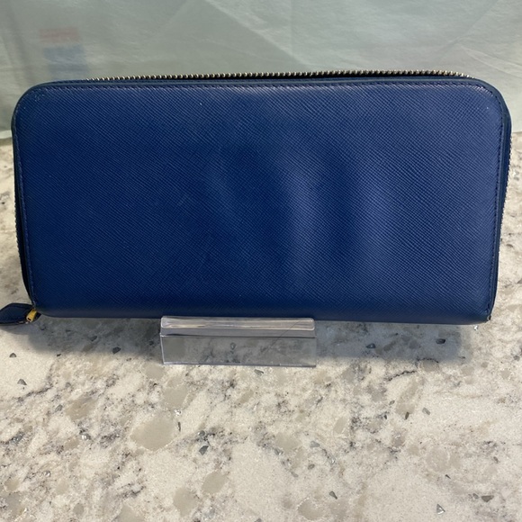 Prada Bow Wallet In Saffiano Leather EUC - Picture 4 of 16